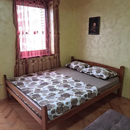 Апартаменти Sunrise 2