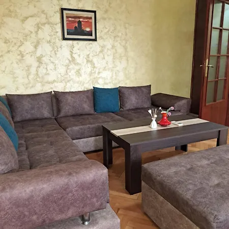 Apartman Sunrise 2 *